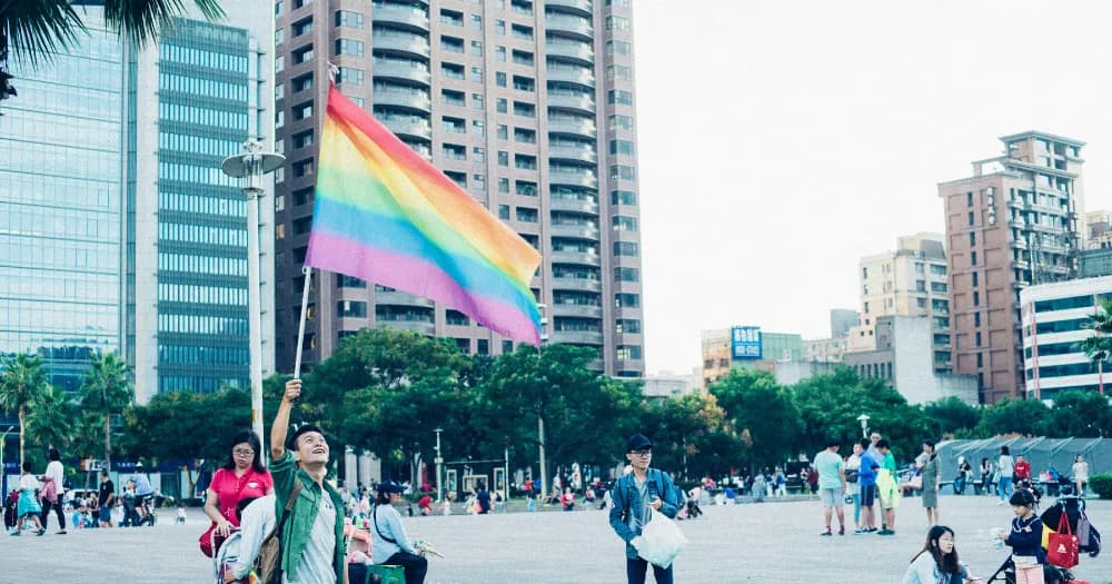 Taiwan now recognises same-sex marriages between Taiwanese & Chinese people